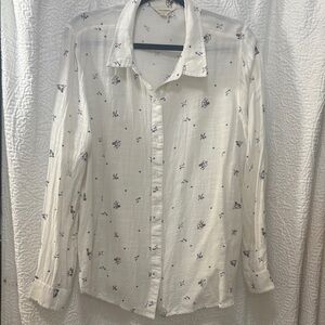 Lucky Brand Cupid bow lucky you white/cream button down